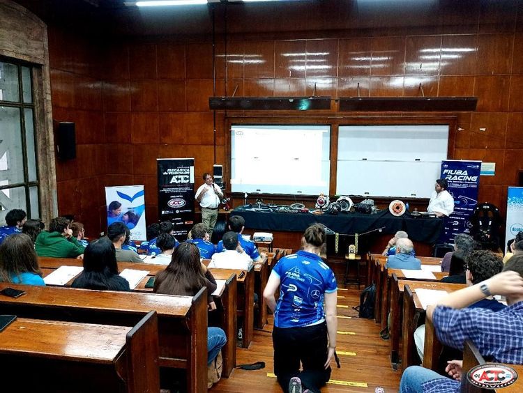 Jornada de Educación ACTC en la FIUBA
