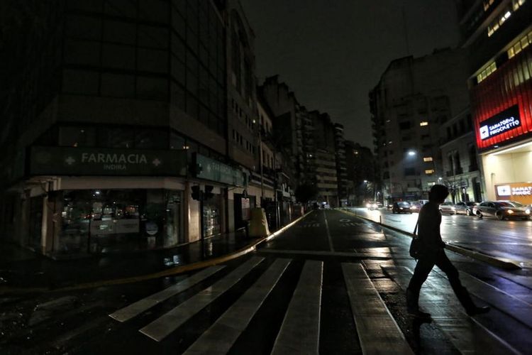 Apagón histórico. A un año del corte masivo, podrían aplicar nuevas multas 