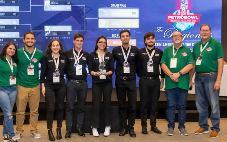 Equipos universitarios en el Mundial de Petróleo