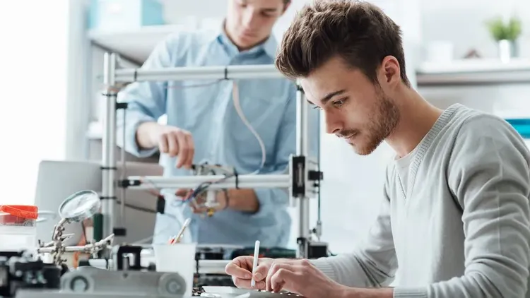 Con una creciente demanda laboral, las carreras de Ingeniería buscan seducir a los estudiantes secundarios